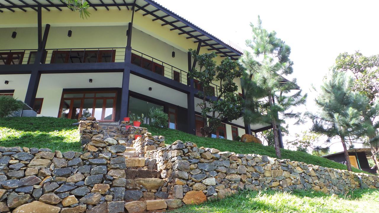 Grace Holiday Bungalow Хапутале Екстериор снимка